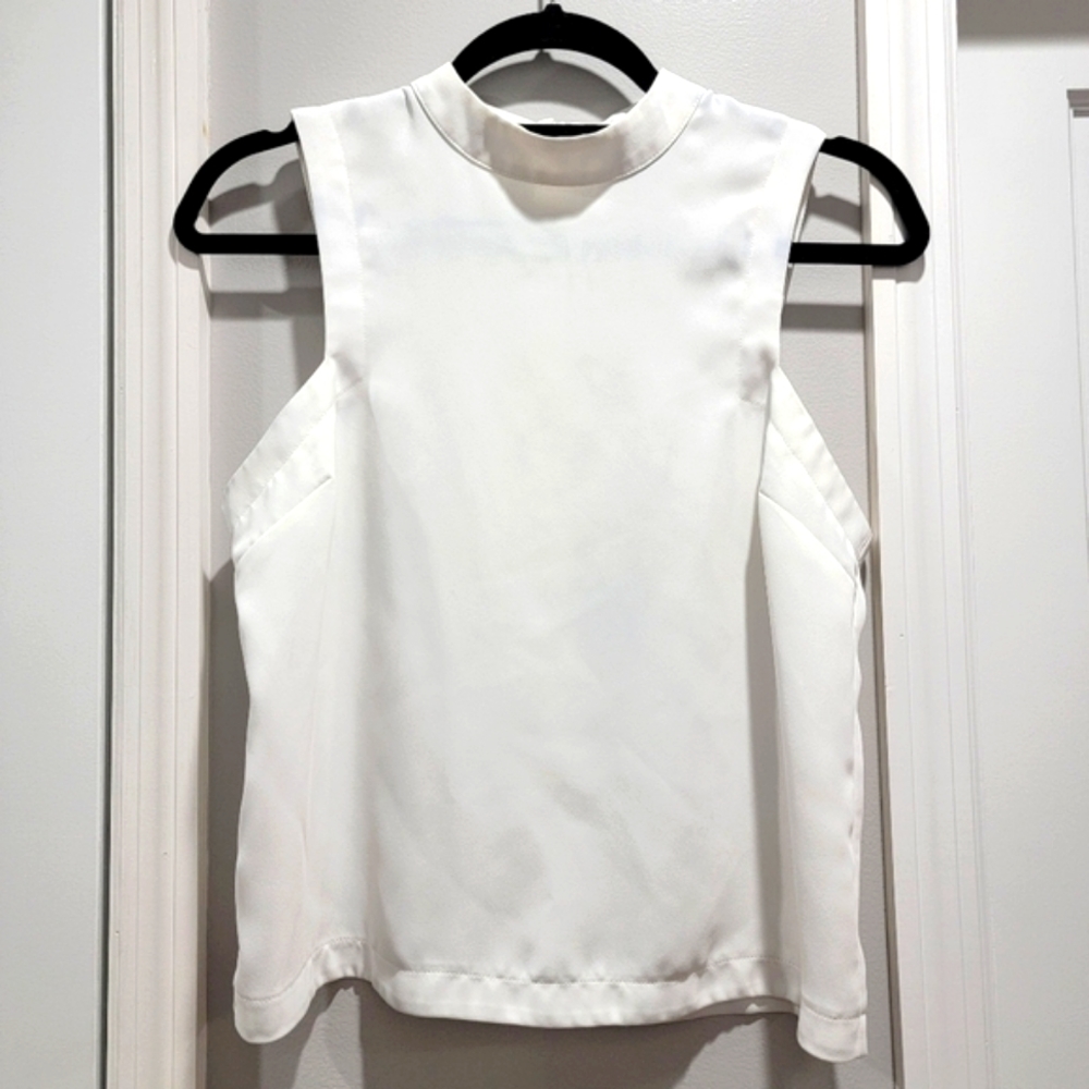 Topshop Zippered High Neck Sleeveless Blouse